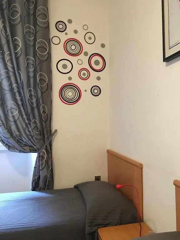 Delightful Apartment 100 Meters From The Colosseum