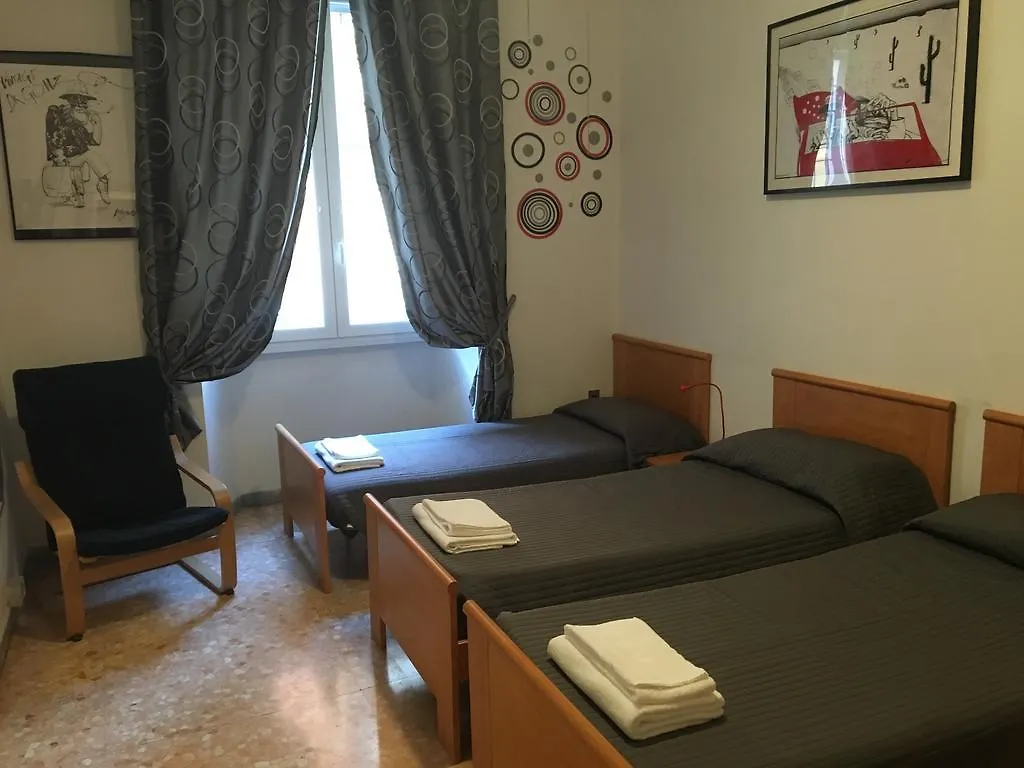 Delightful Apartment 100 Meters From The Colosseum 0*, Roma Italia